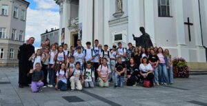 Read more about the article Wyjazd dzieci i młodzieży Szlakiem św. Jana Pawła II do Wadowic